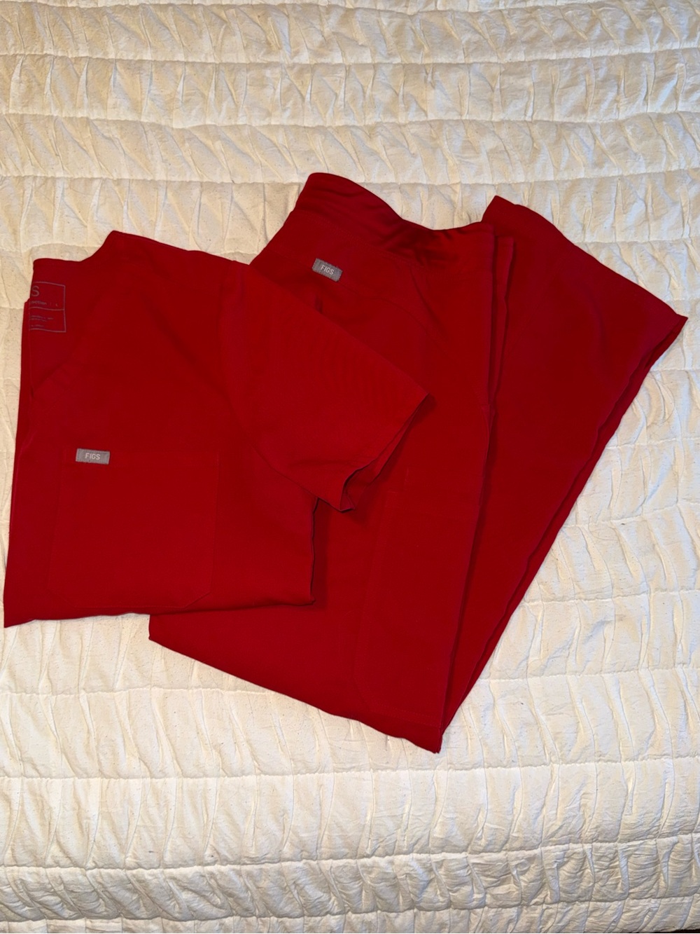 Figs Women's Winning Red Set